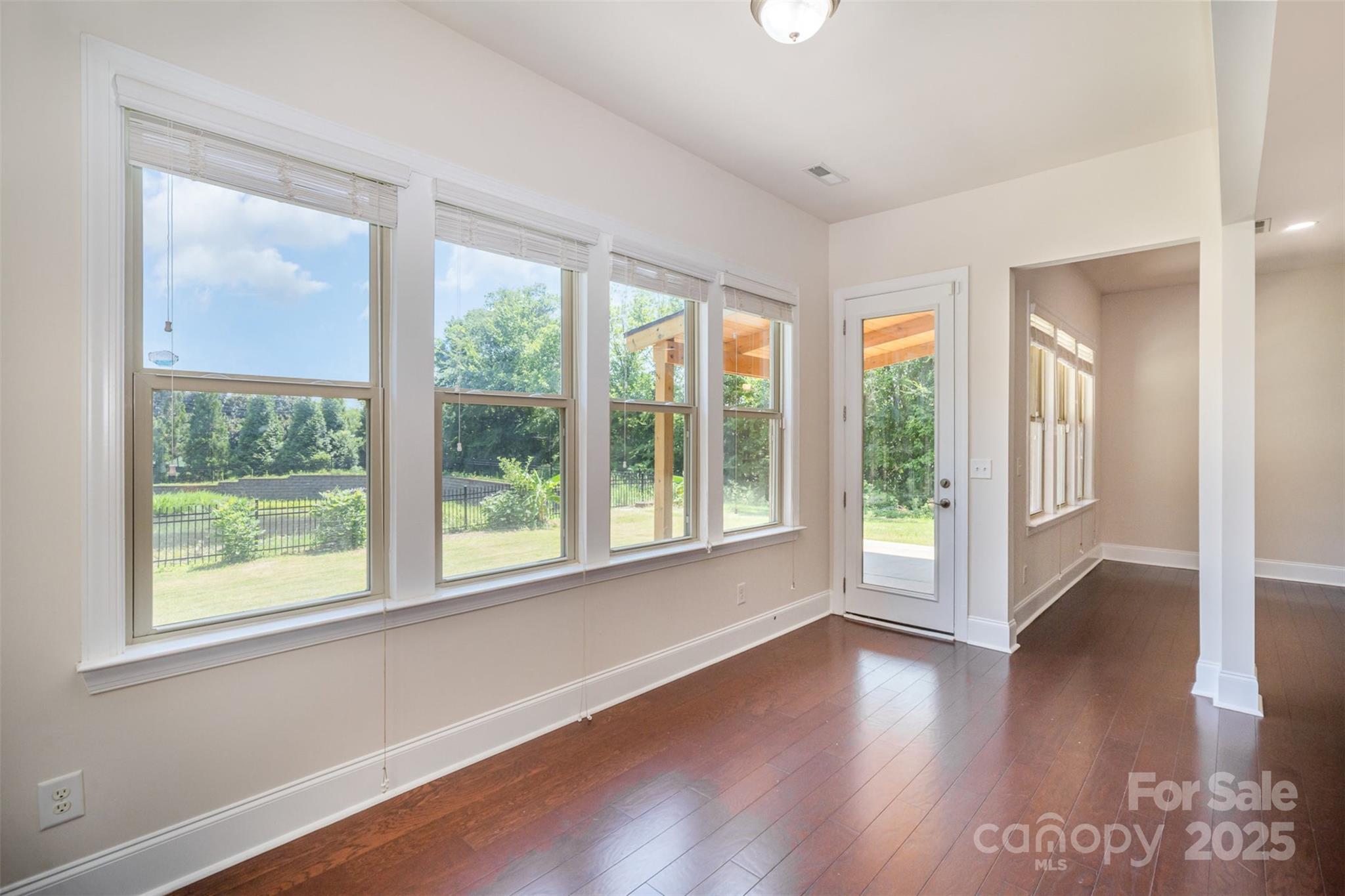 Charlotte, North Carolina 28277, United States, 4 Bedrooms Bedrooms, ,3 BathroomsBathrooms,Residential,Active,166857