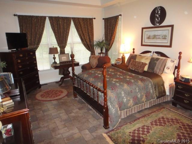 The Summit - Residential