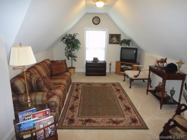 The Summit - Residential