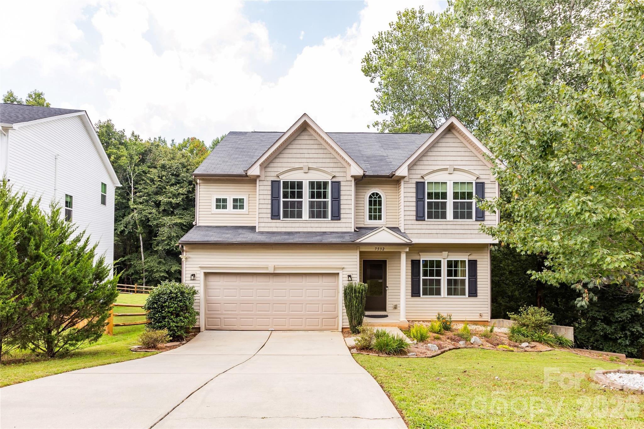 7532 W Berkeley Road