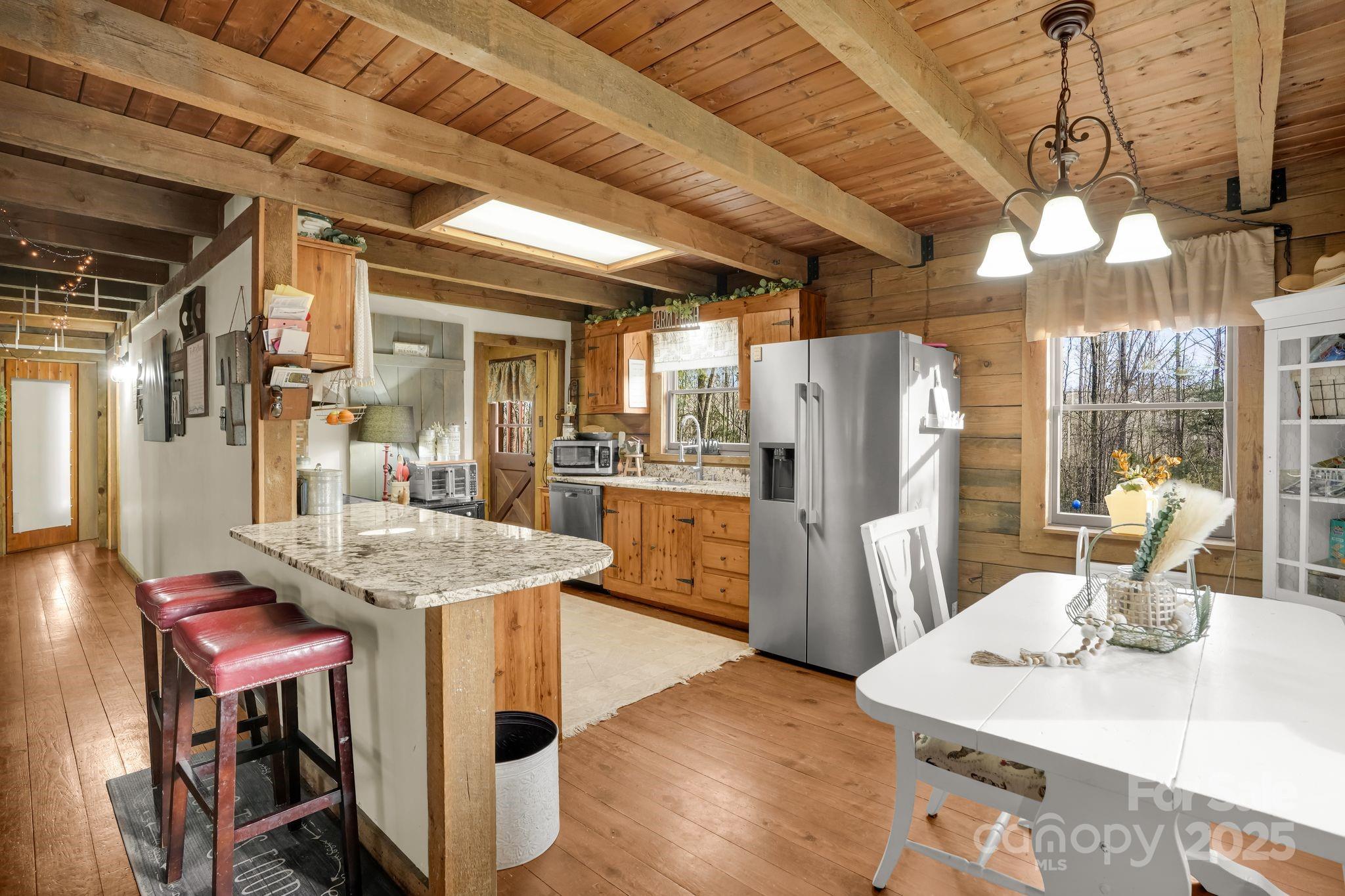 Woodland Knoll - Residential