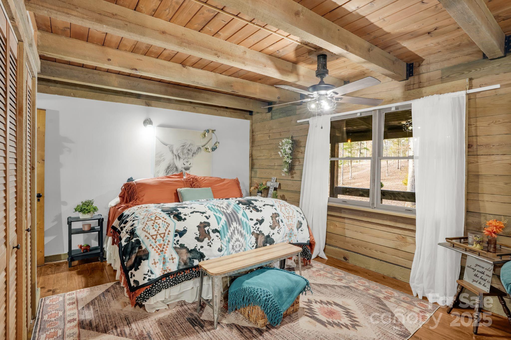 Woodland Knoll - Residential