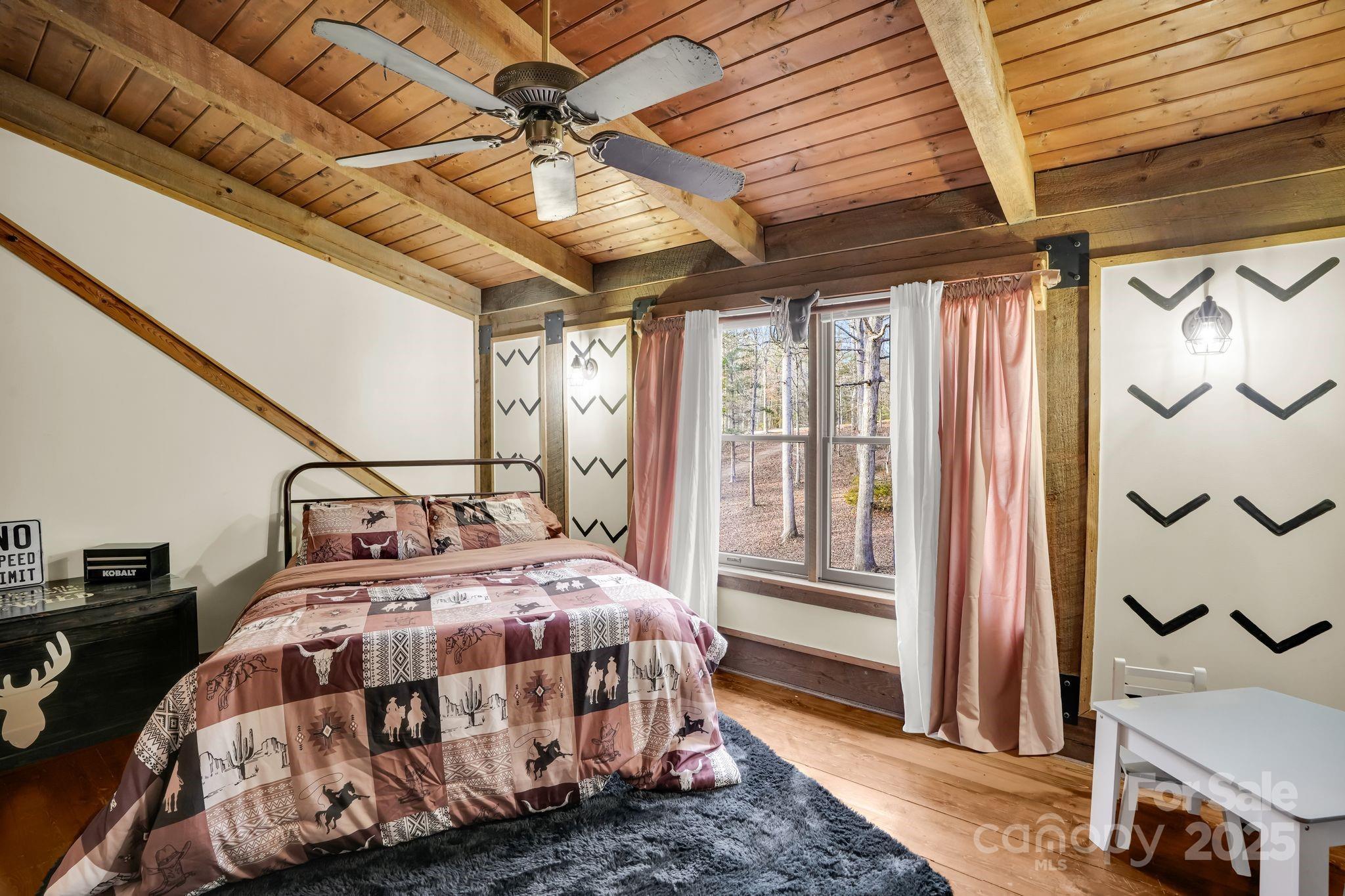 Woodland Knoll - Residential