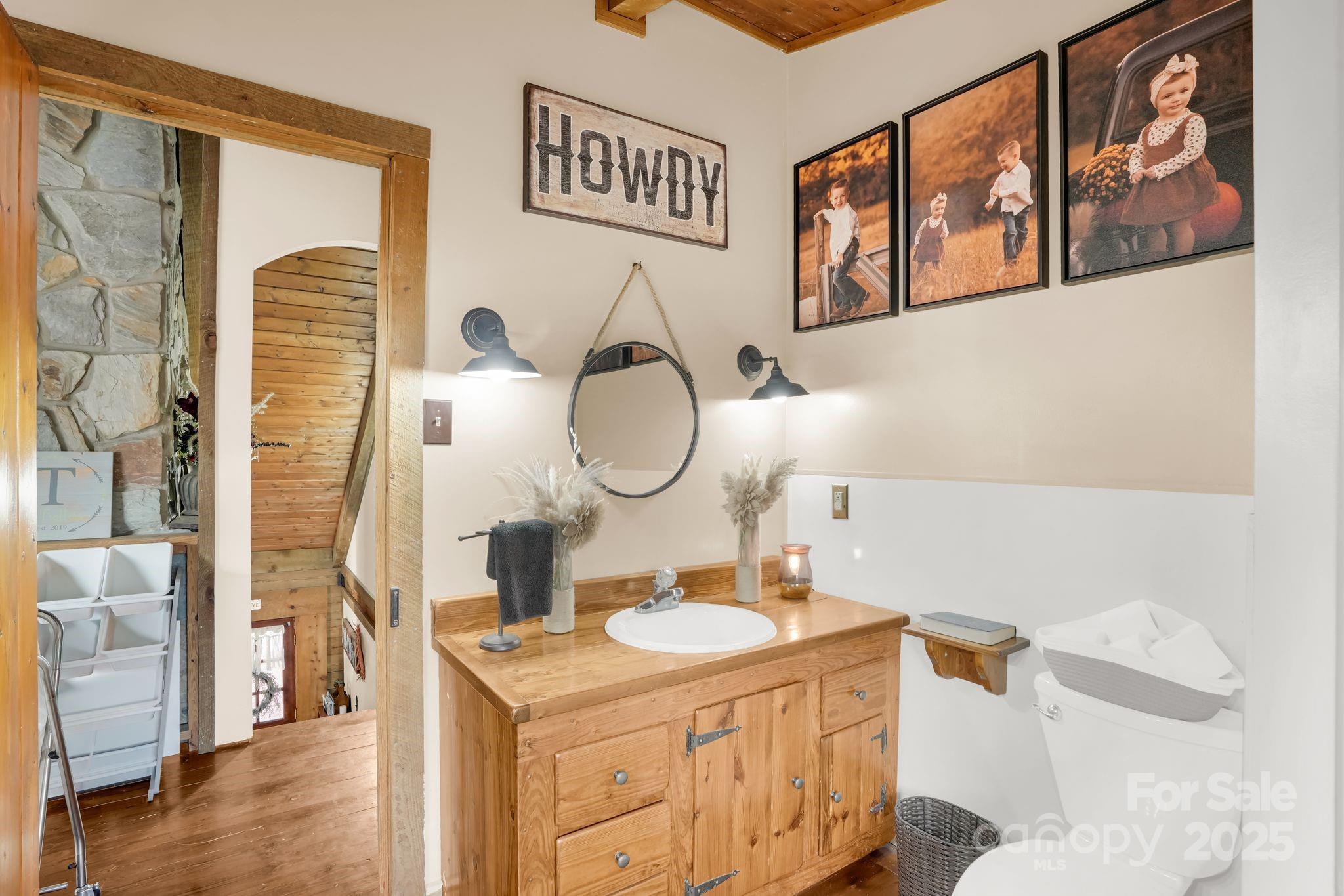 Woodland Knoll - Residential