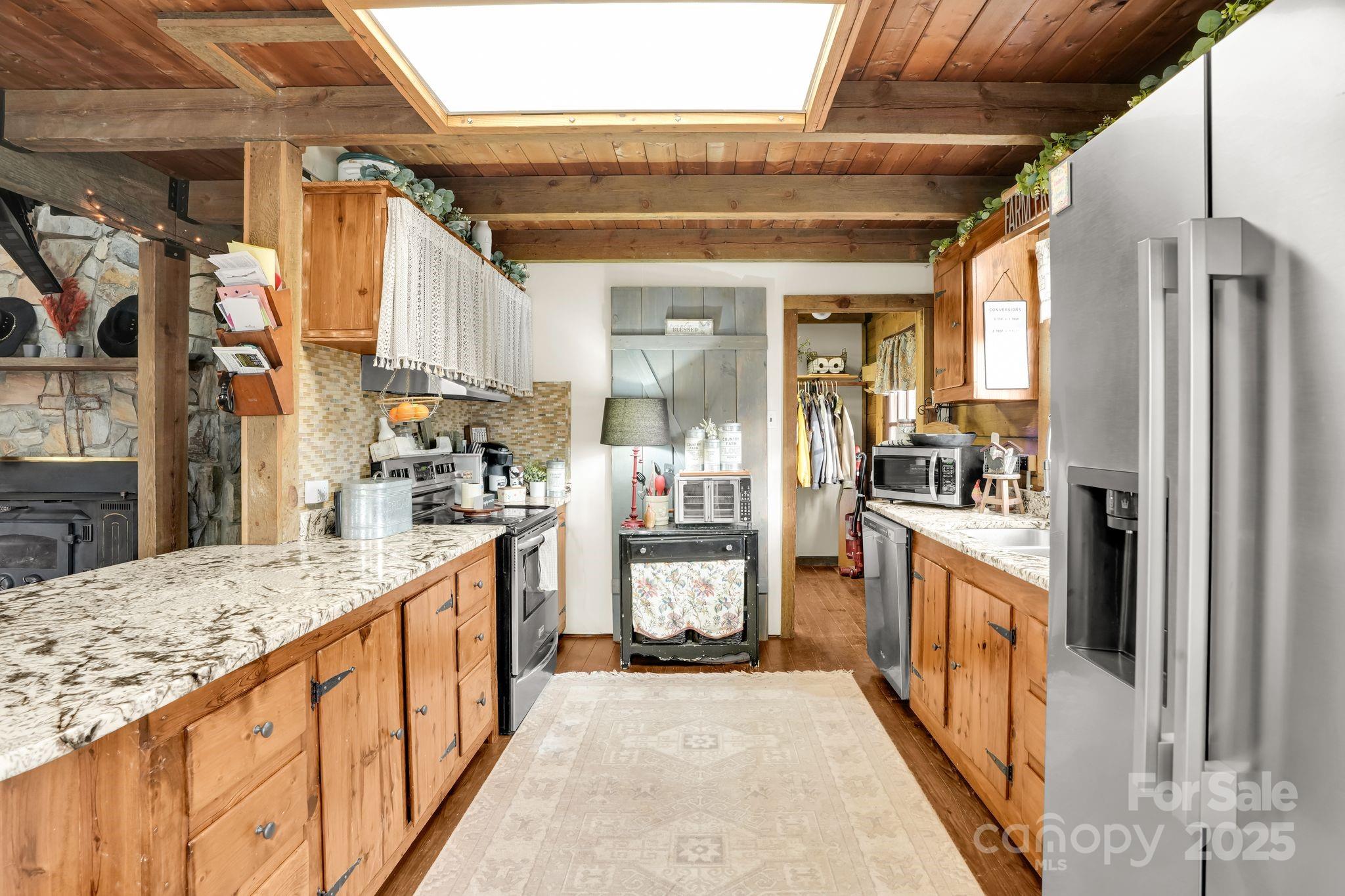 Woodland Knoll - Residential