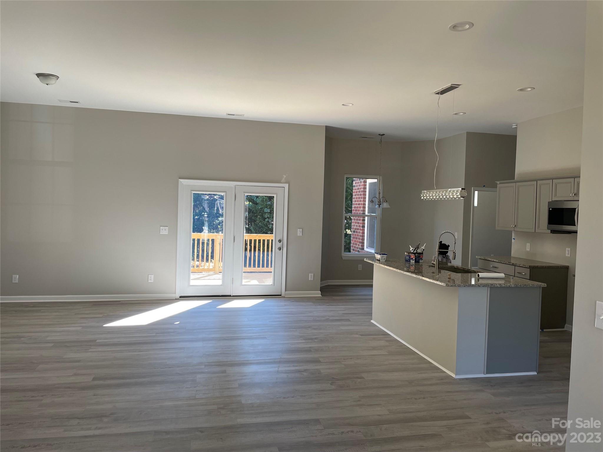 Ole Eastpointe - Residential