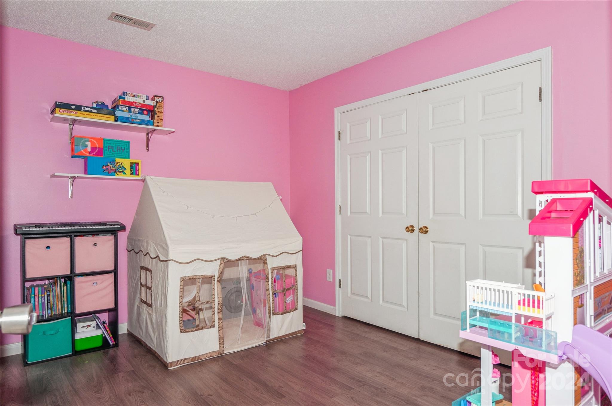 Lincoln Estates - Residential