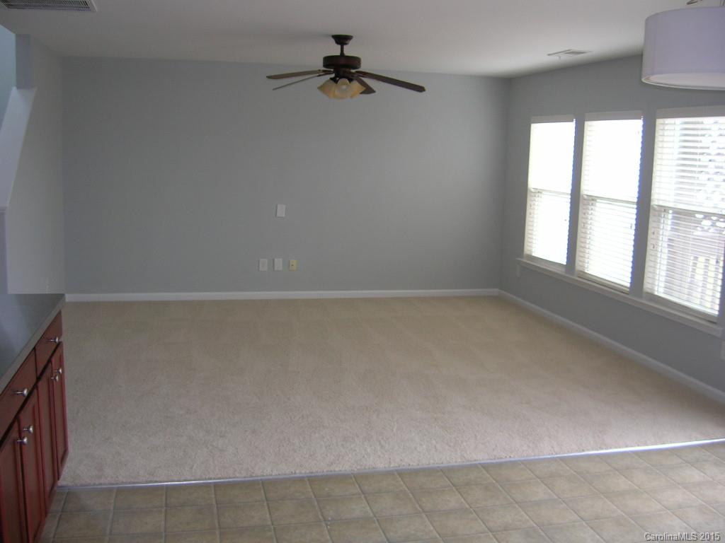 Hamilton Lakes - Residential