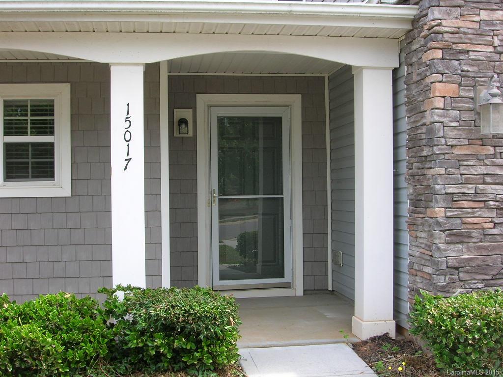 Hamilton Lakes - Residential