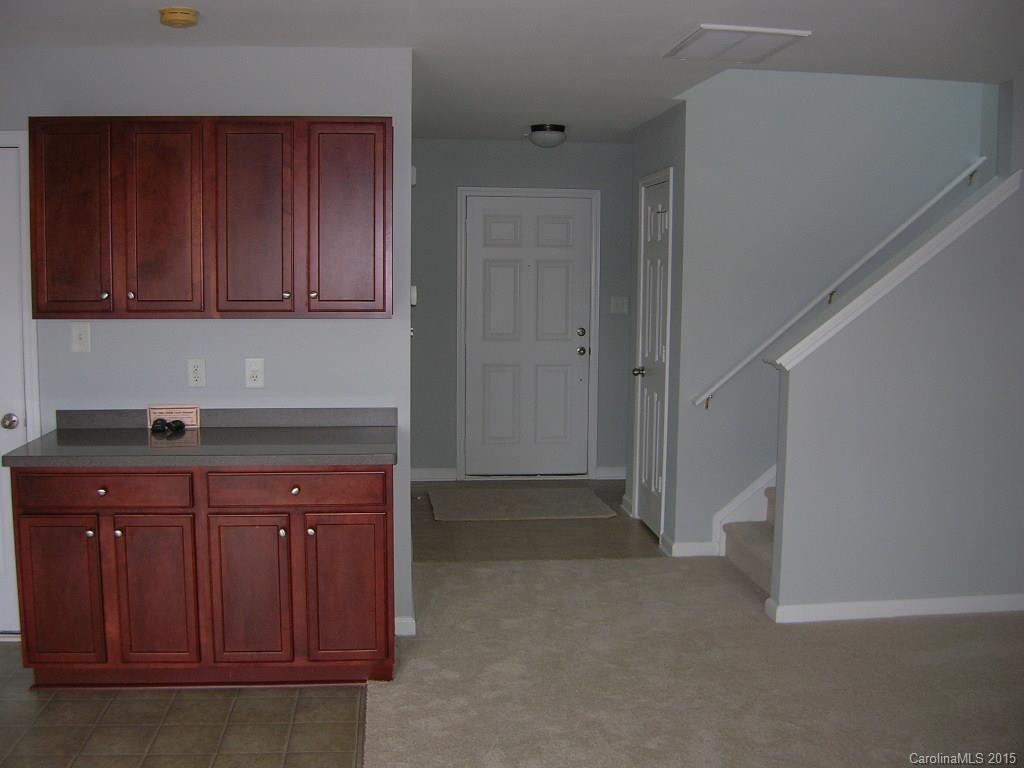 Hamilton Lakes - Residential