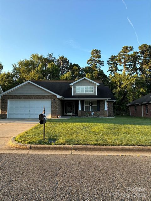 113 Newport Drive Kannapolis NC 28081