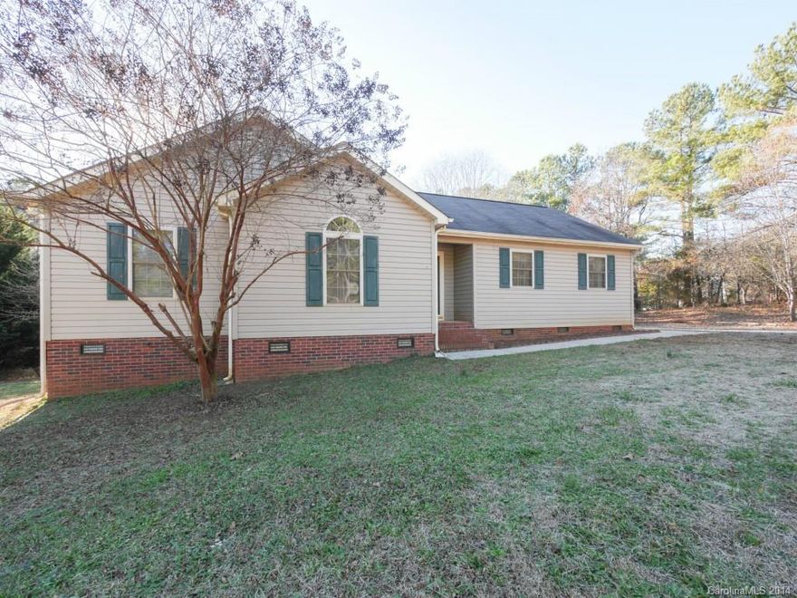 Charming, well-maintained three bedroom, two bath home on a huge lot. 2 acres! This ranch home has it all. Large eat in kitchen, family room, separate laundry and a wooded, secluded backyard. Enjoy the wildlife from your deck while drinking your coffee every morning. Brand New Carpet Installed on 06-07-2015.