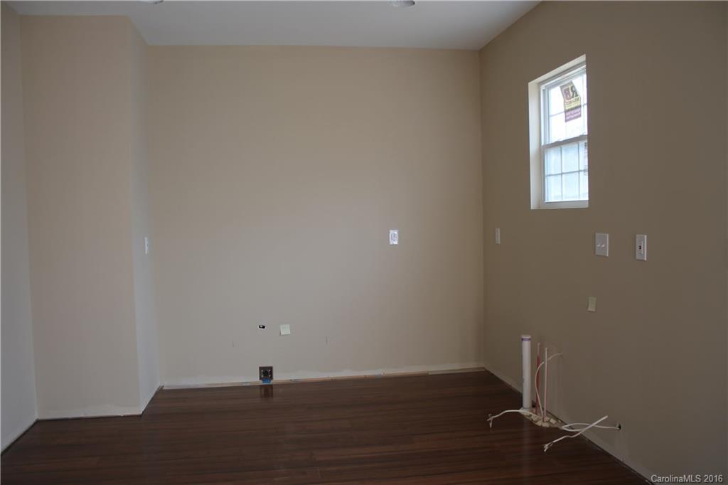 Avery Lake - Residential