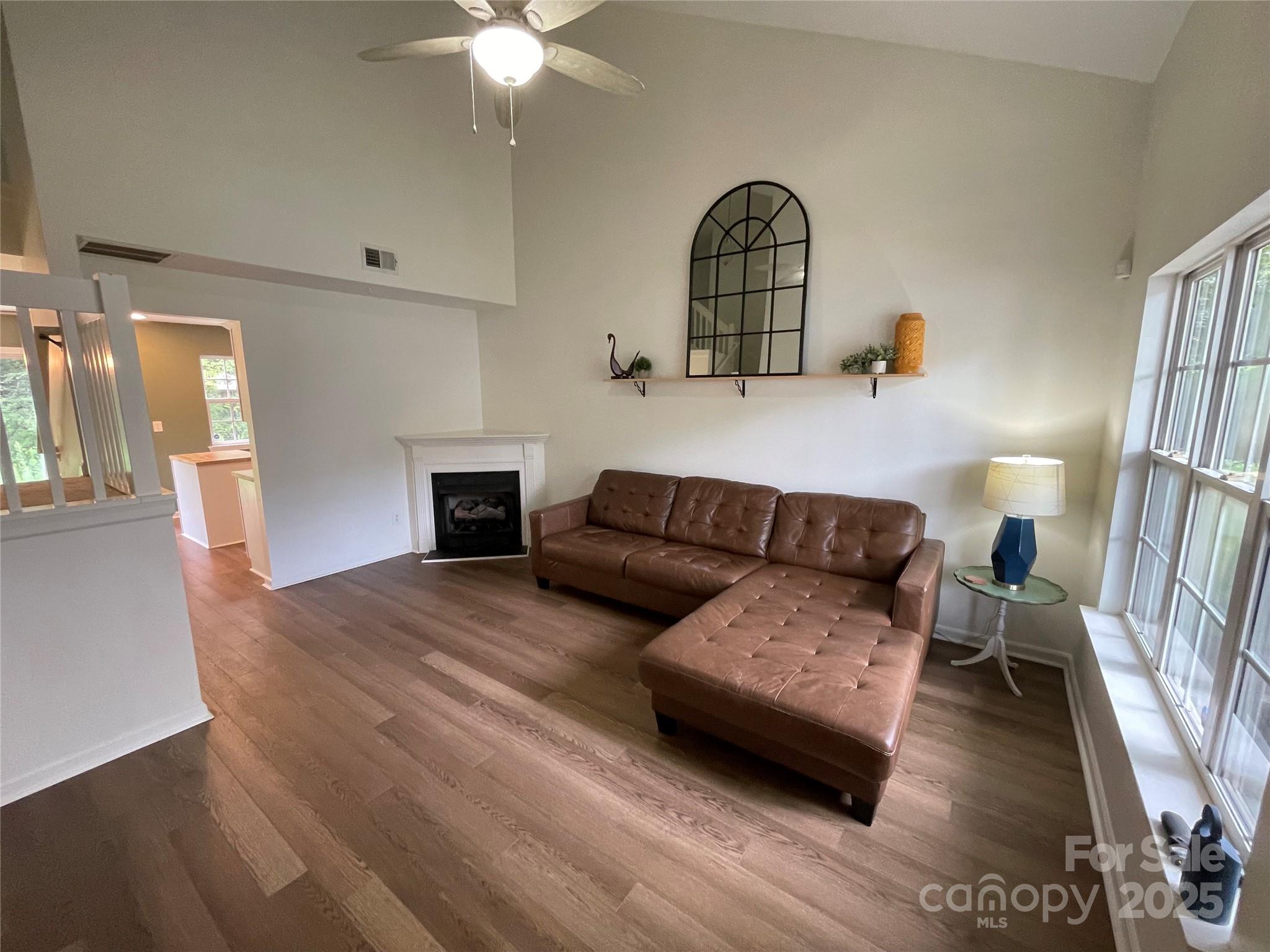 435 Scarlett Lane