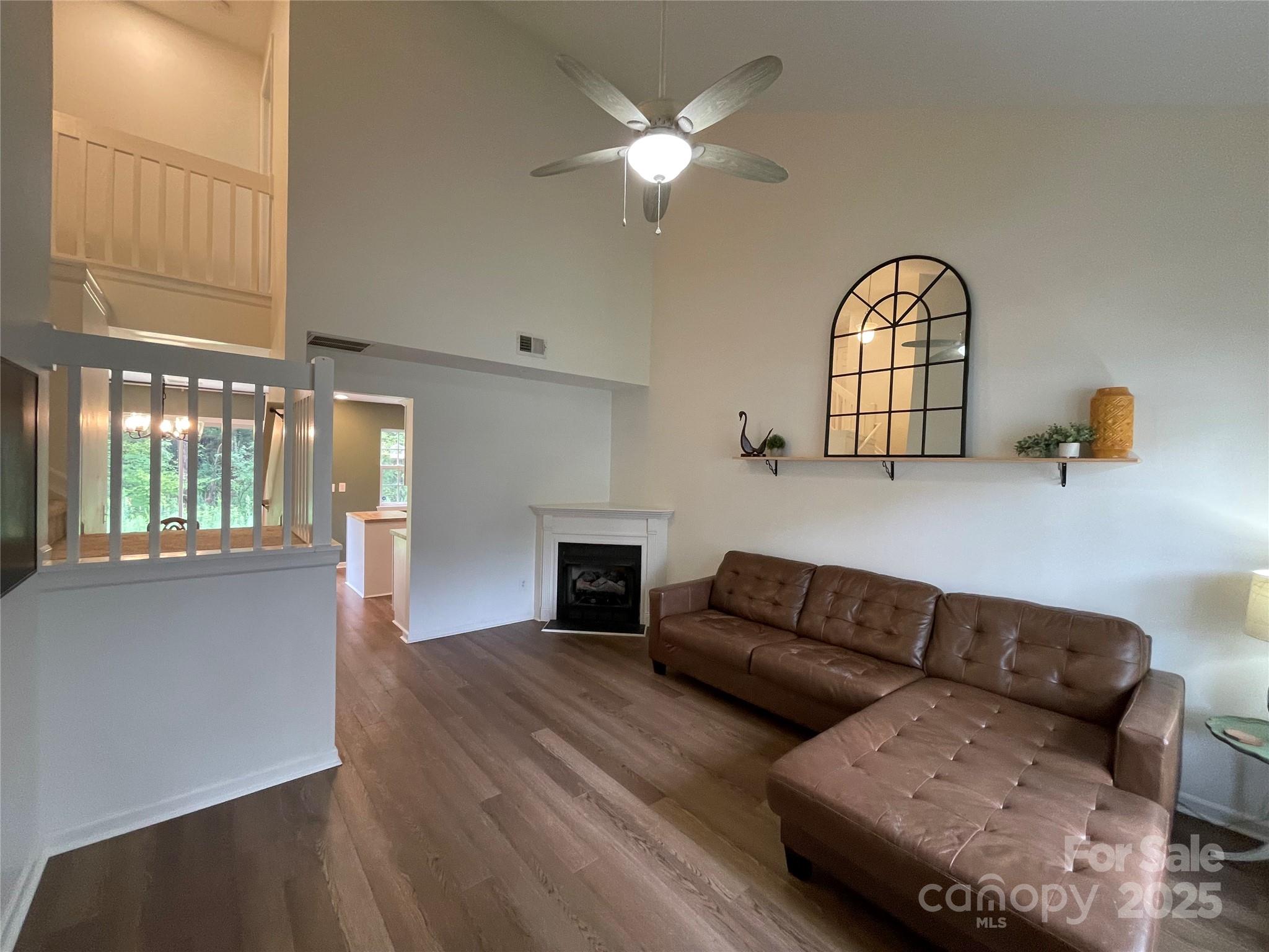 435 Scarlett Lane