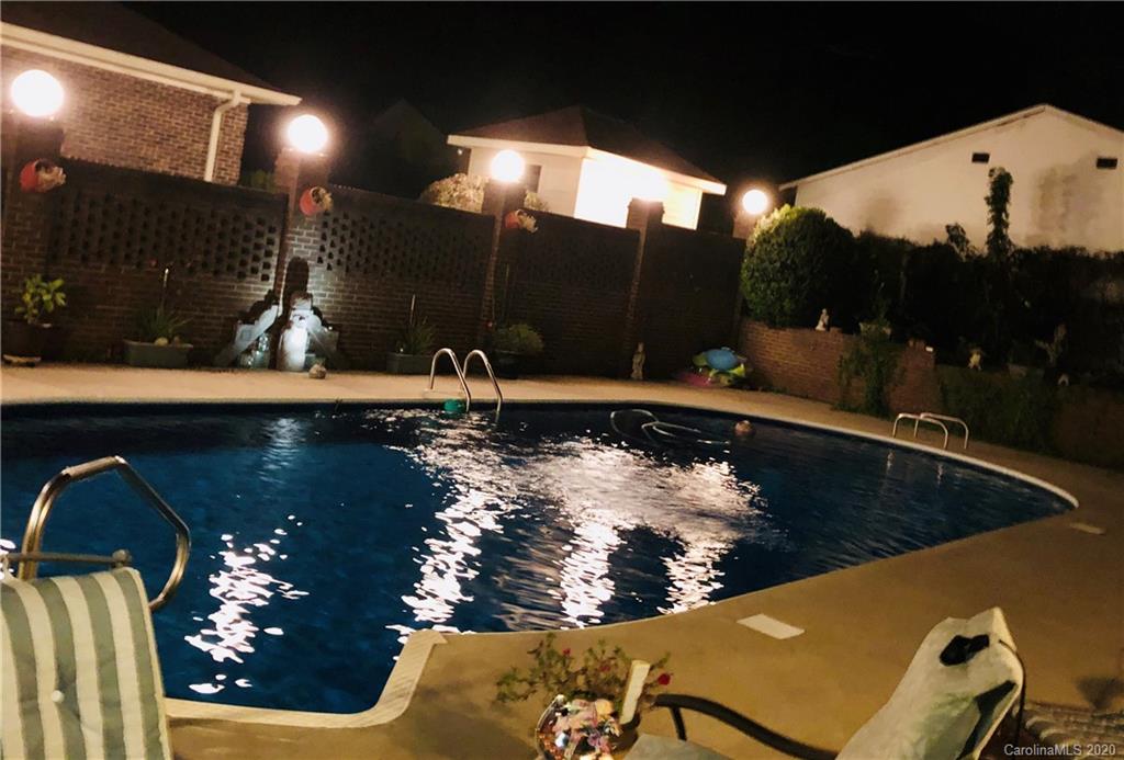 Meadowcreek - Residential