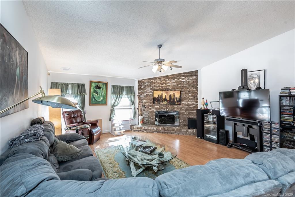 Meadowcreek - Residential