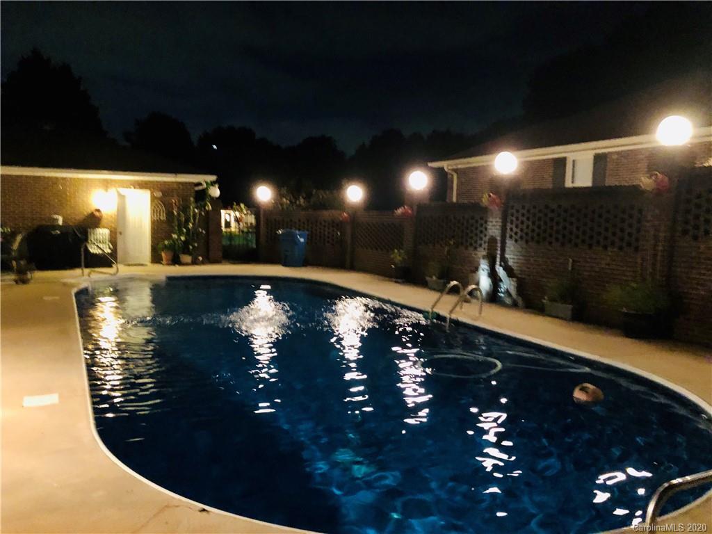 Meadowcreek - Residential