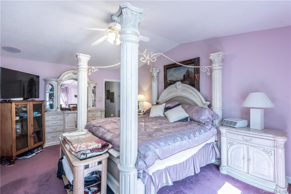 Meadowcreek - Residential