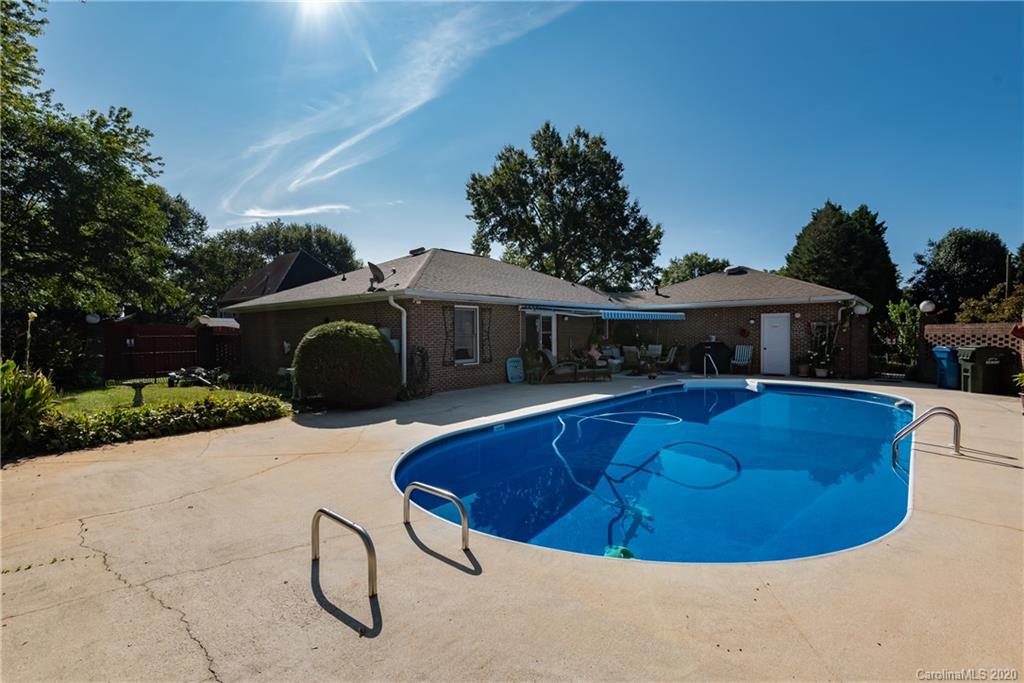 Meadowcreek - Residential