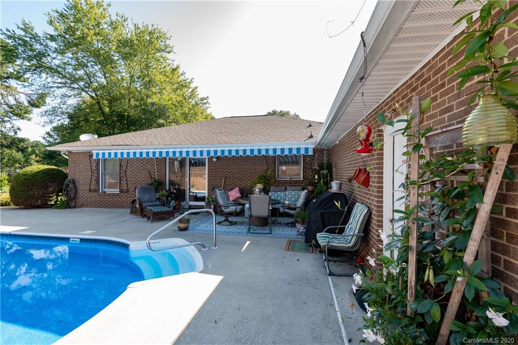 Meadowcreek - Residential