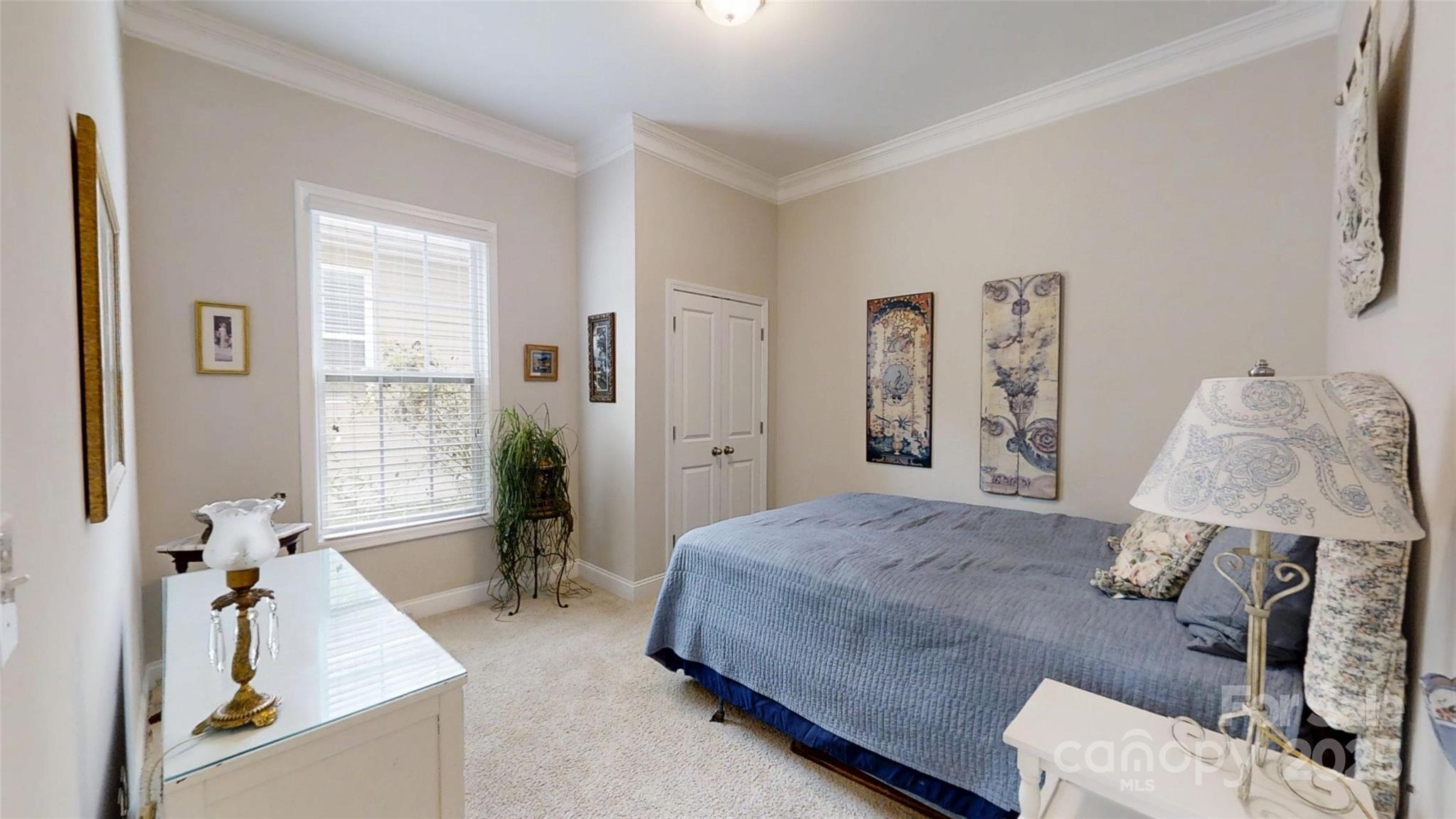 Lakewalk - Residential