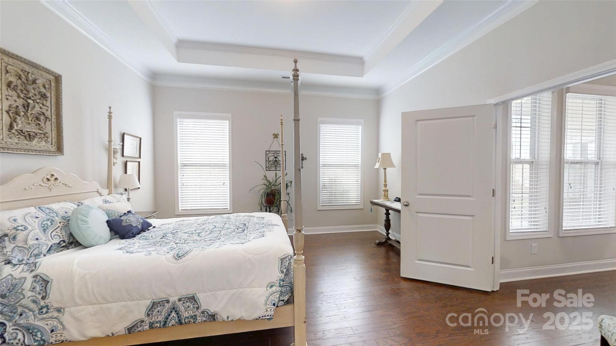 Lakewalk - Residential