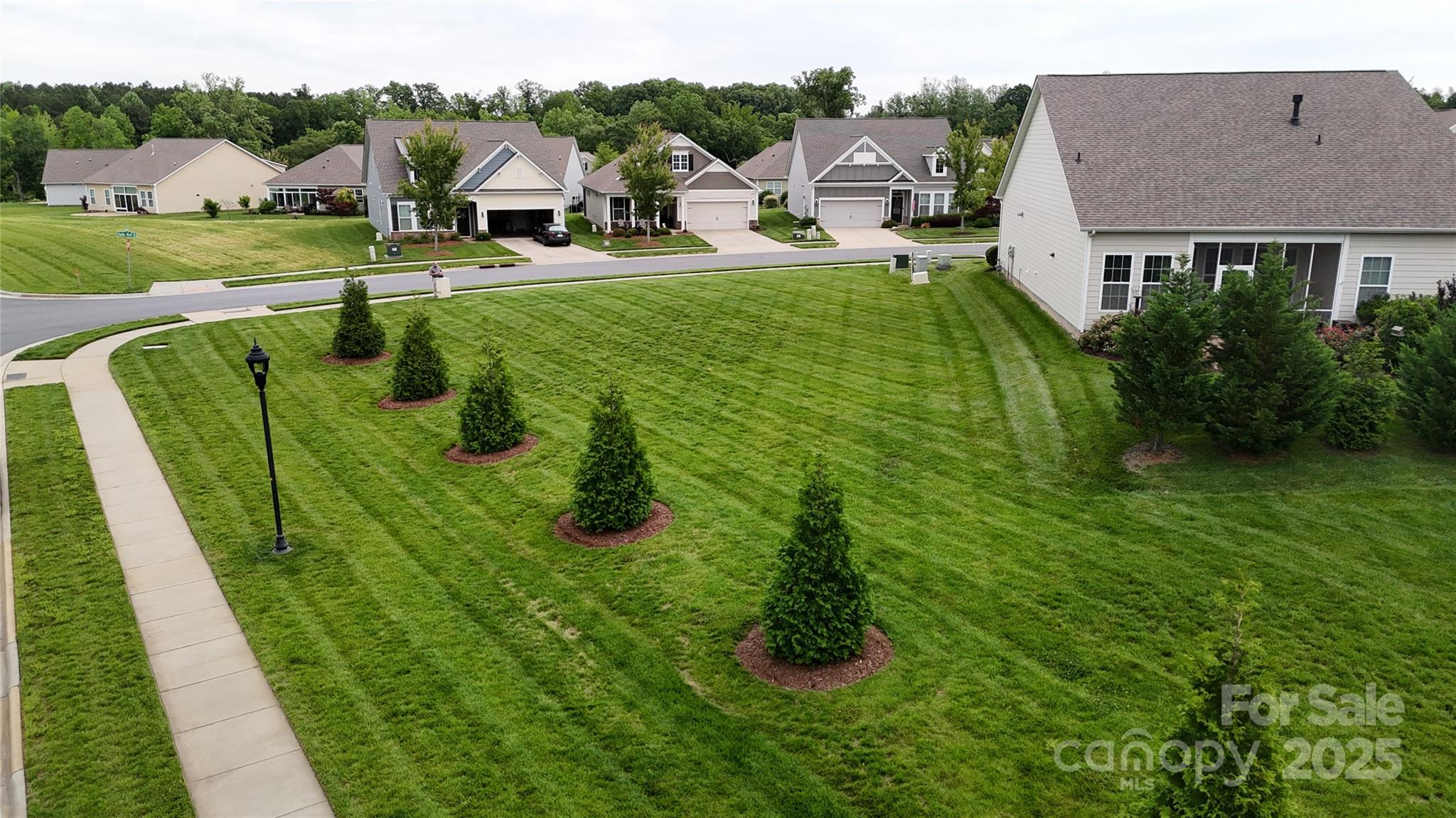 Lakewalk - Residential