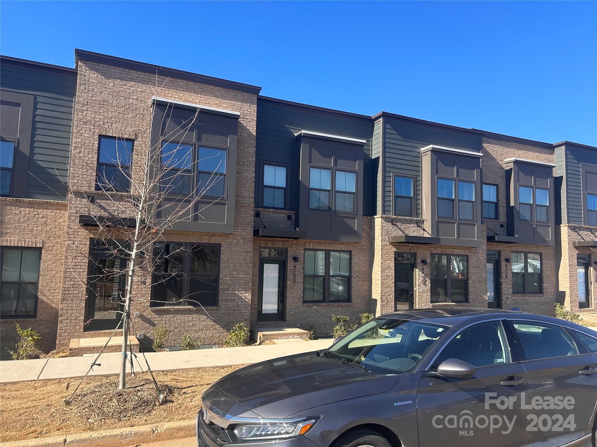 Southrail Station - Residential Lease