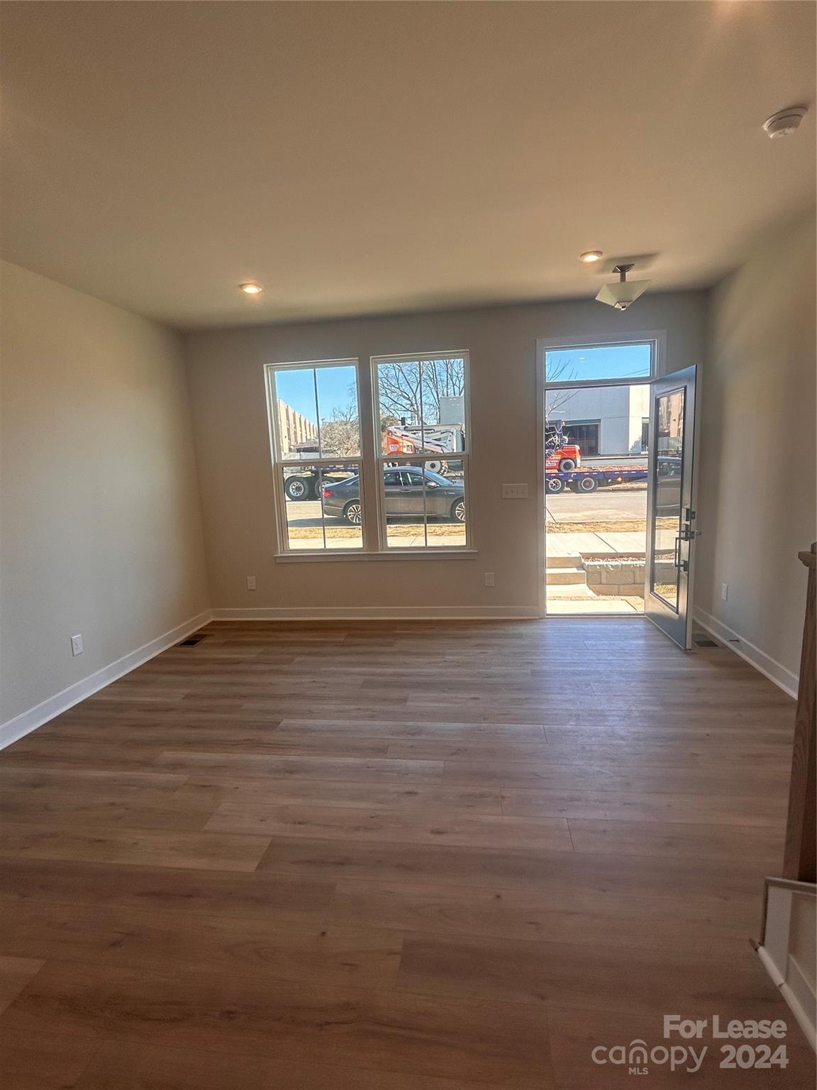 Southrail Station - Residential Lease