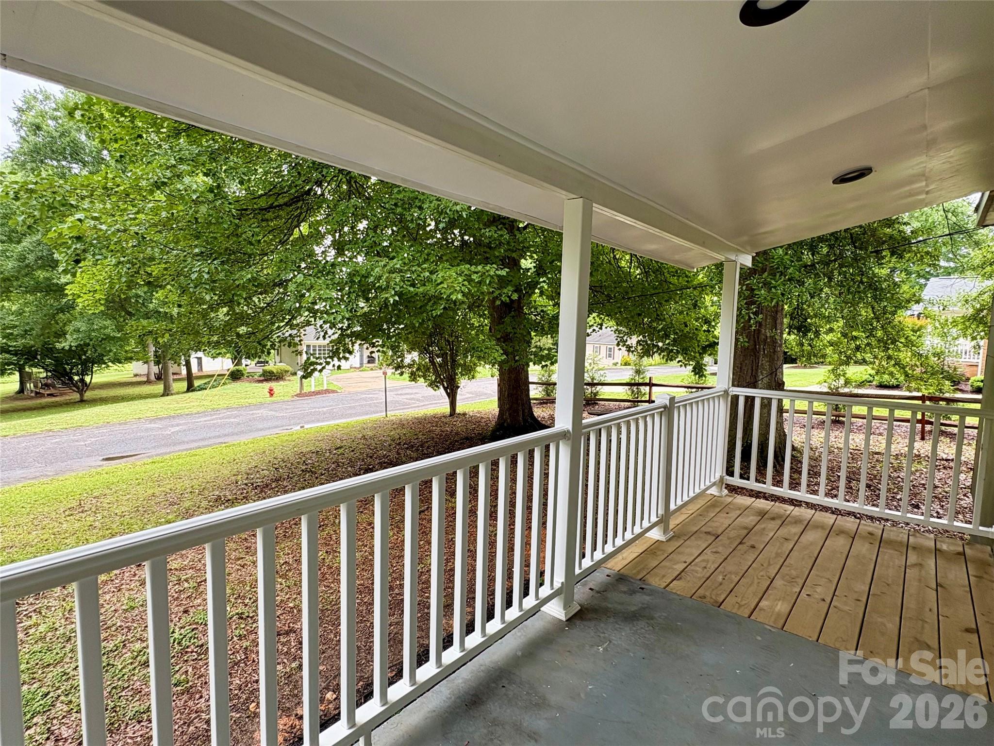 435 E Club Drive