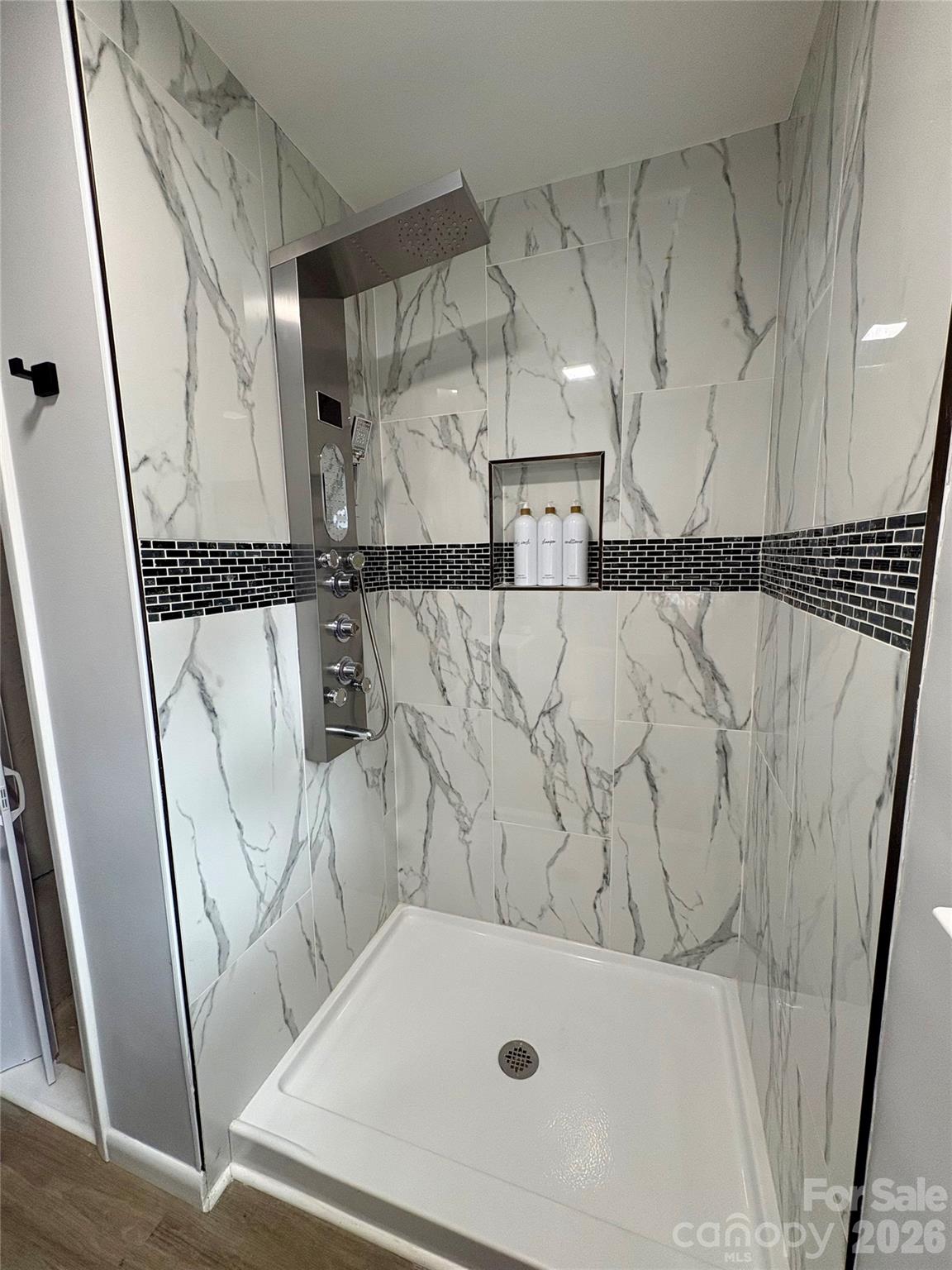 435 E Club Drive