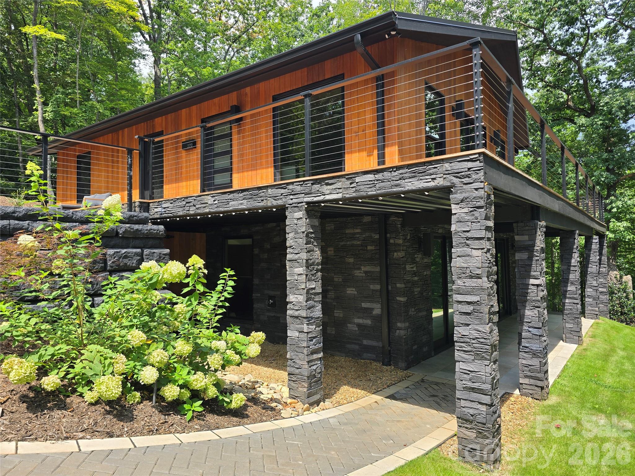 272 Bluebird Road