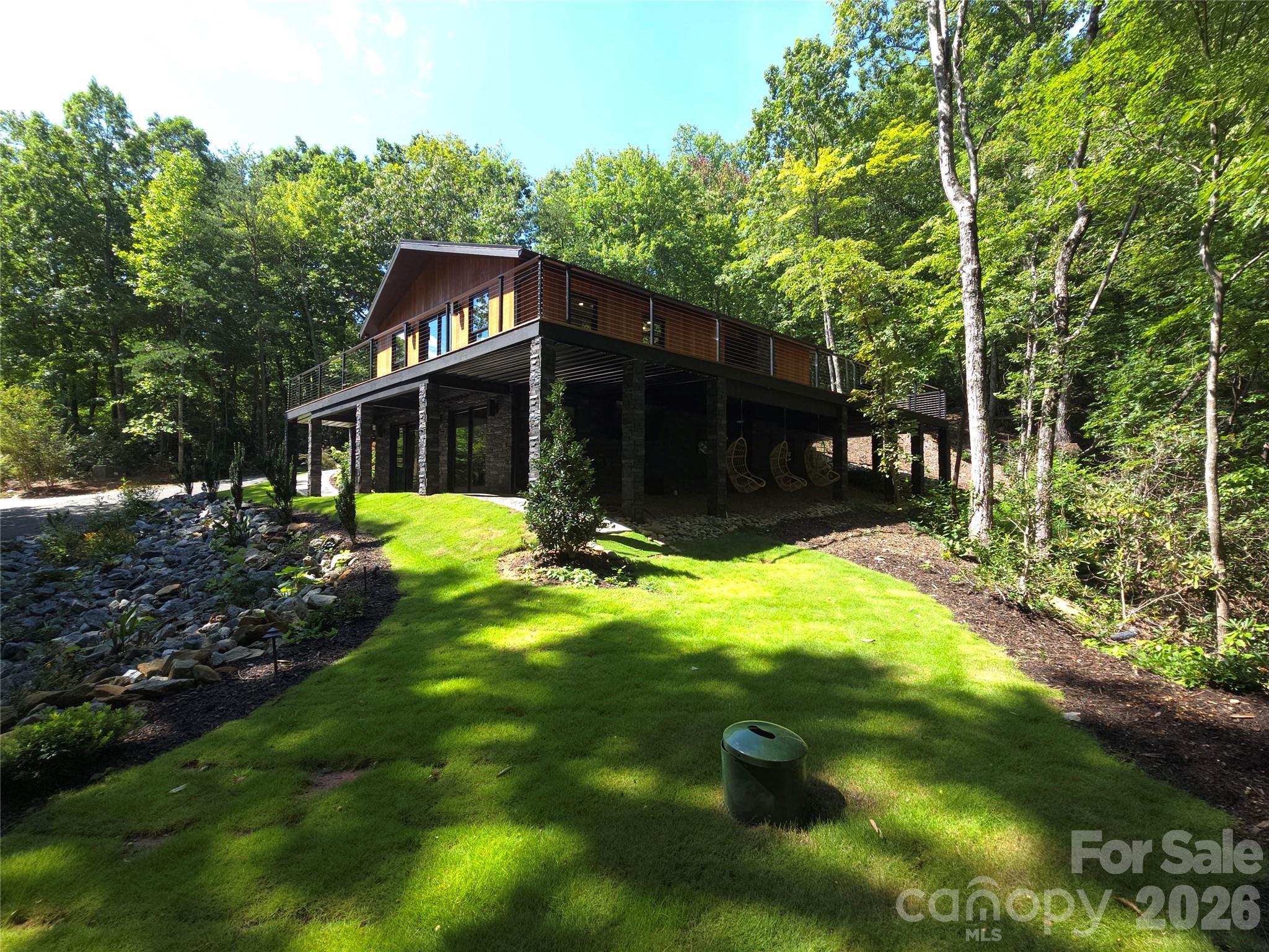 272 Bluebird Road