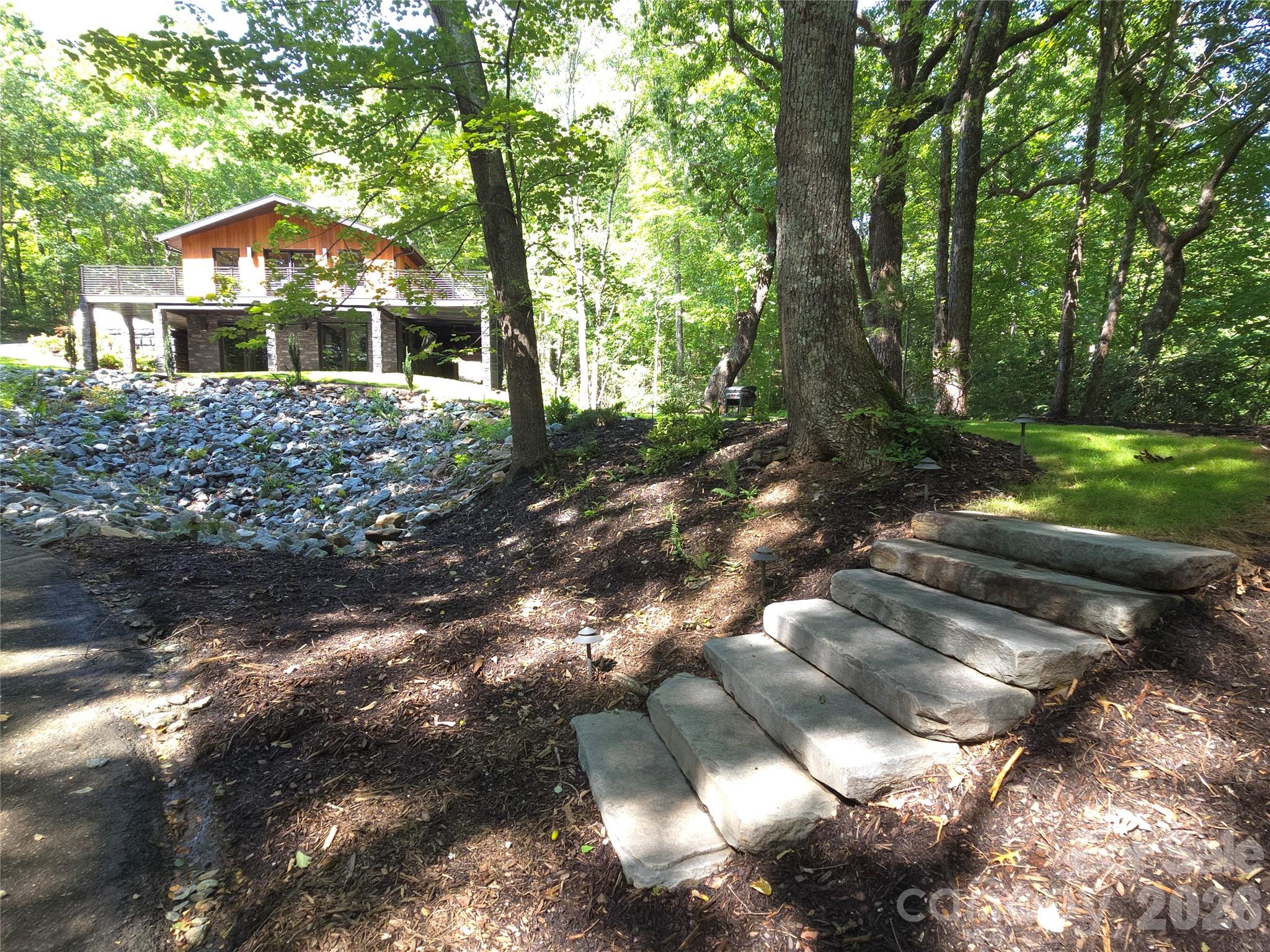 272 Bluebird Road