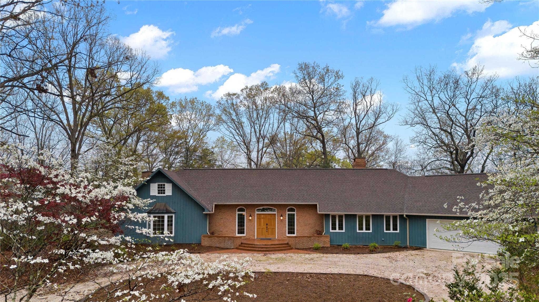 1476 New Market Road