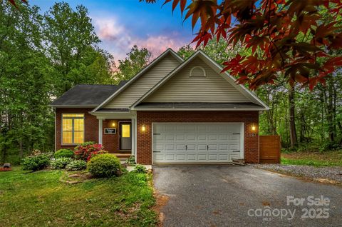 Photo of 4927 Gateway Drive, Claremont, NC 28610 (MLS # 4251255)