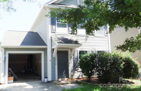 Photo of 10738 Derryrush Drive, Charlotte, NC 28213 (MLS # 4421082)