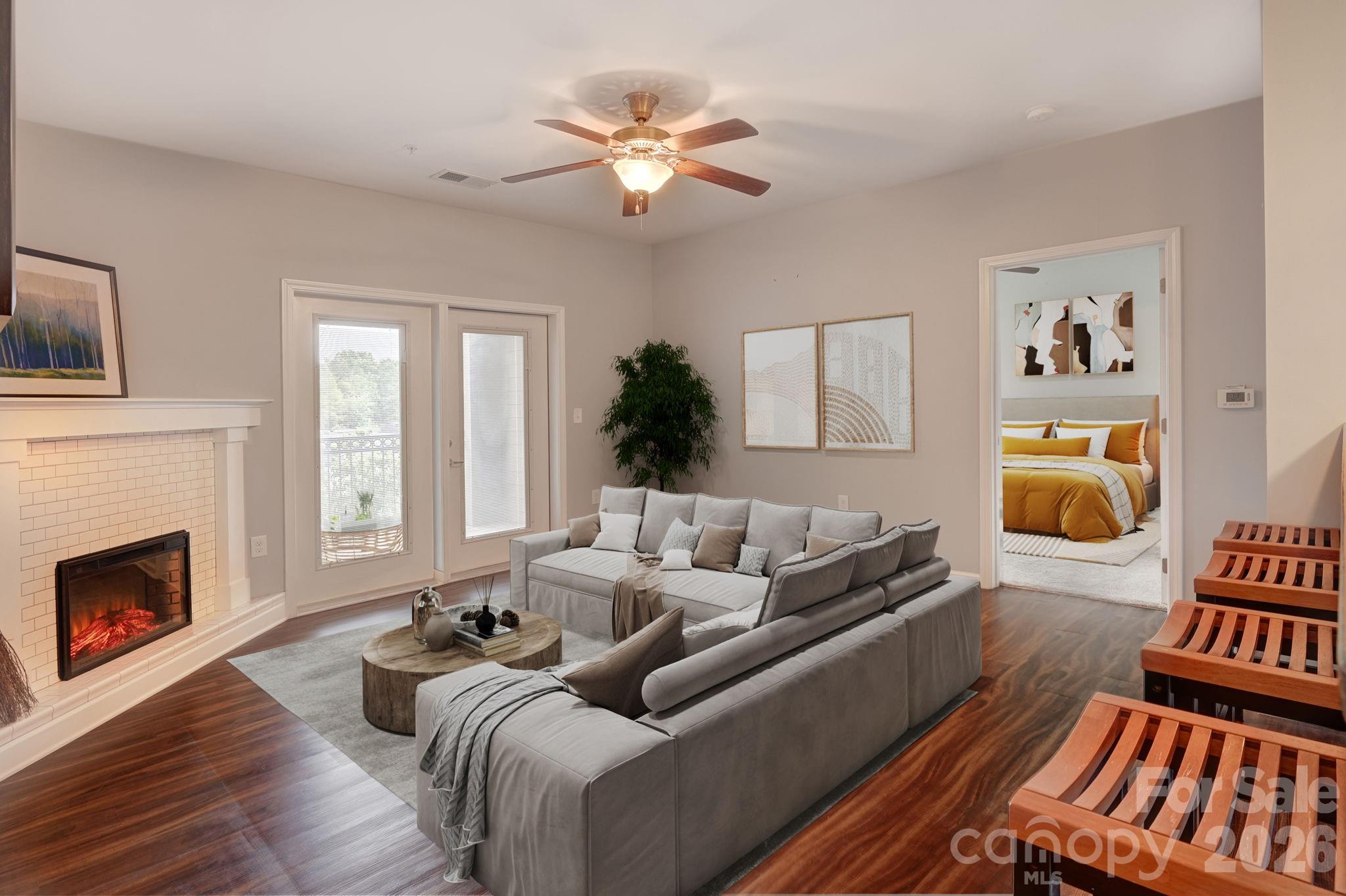 142 Brickton Village Circle 205