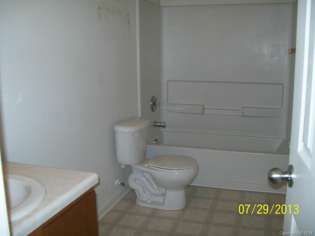 Longlea Estates - Residential Lease