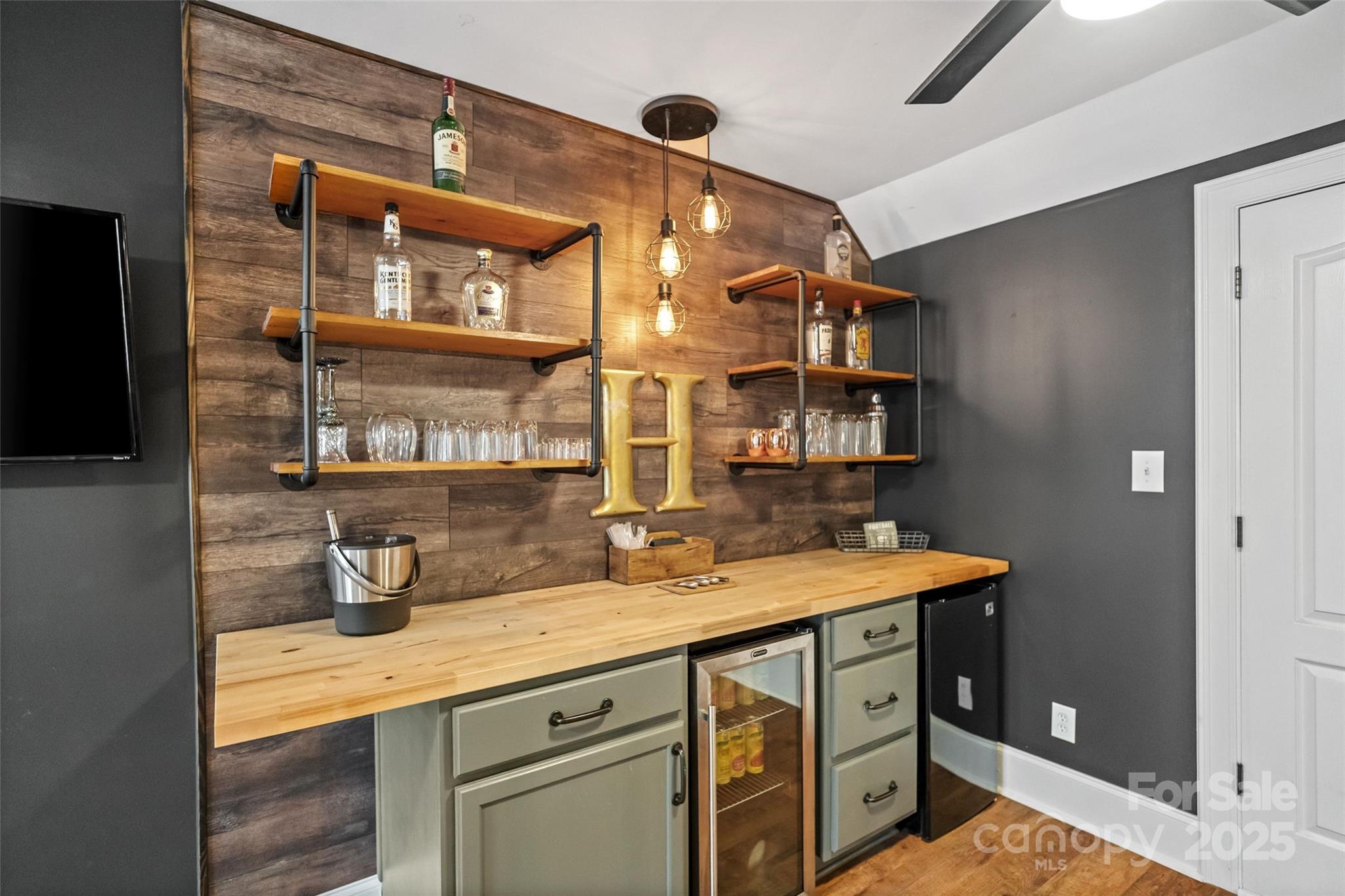 Seven Oaks - Residential