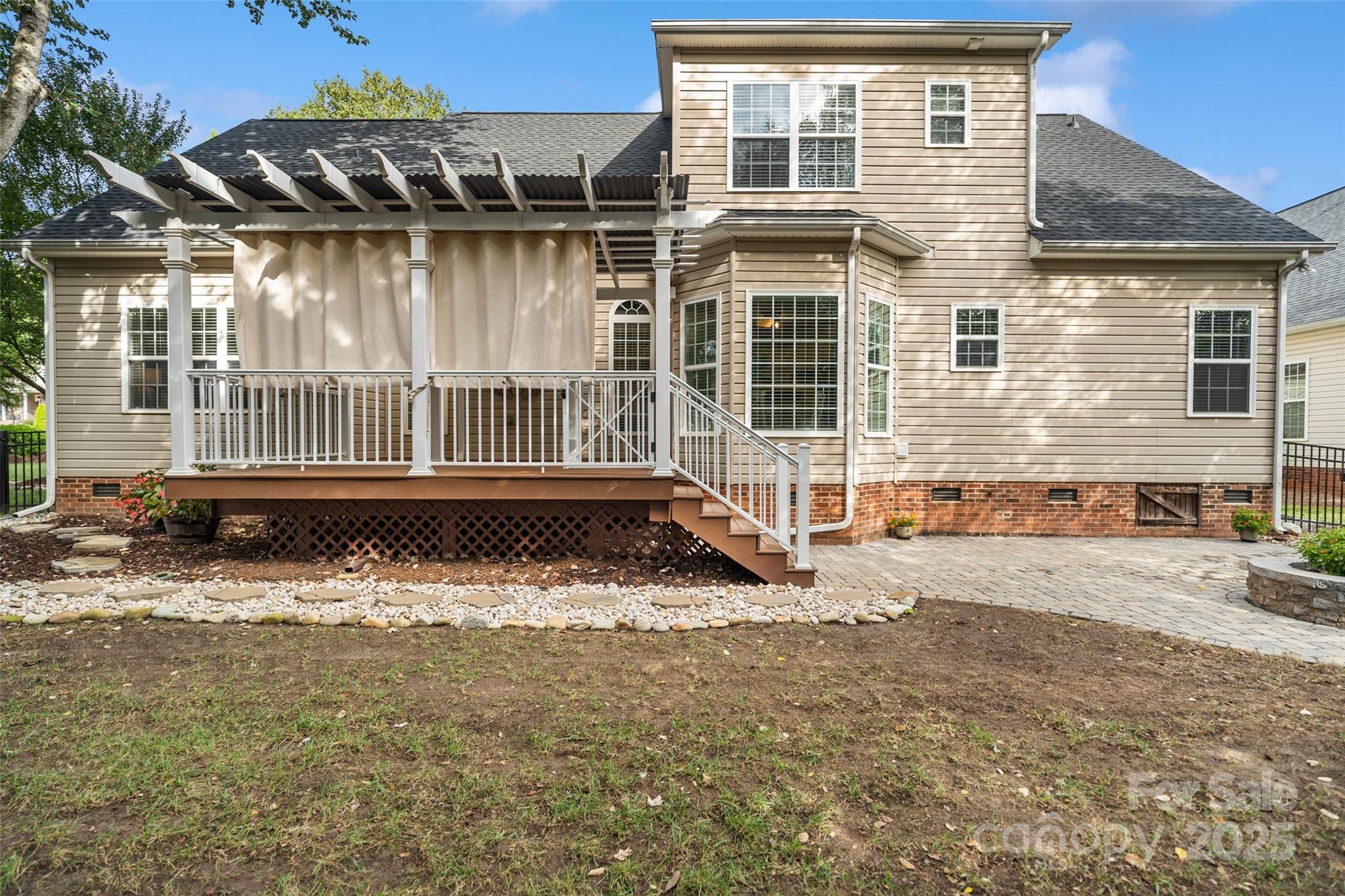 Seven Oaks - Residential