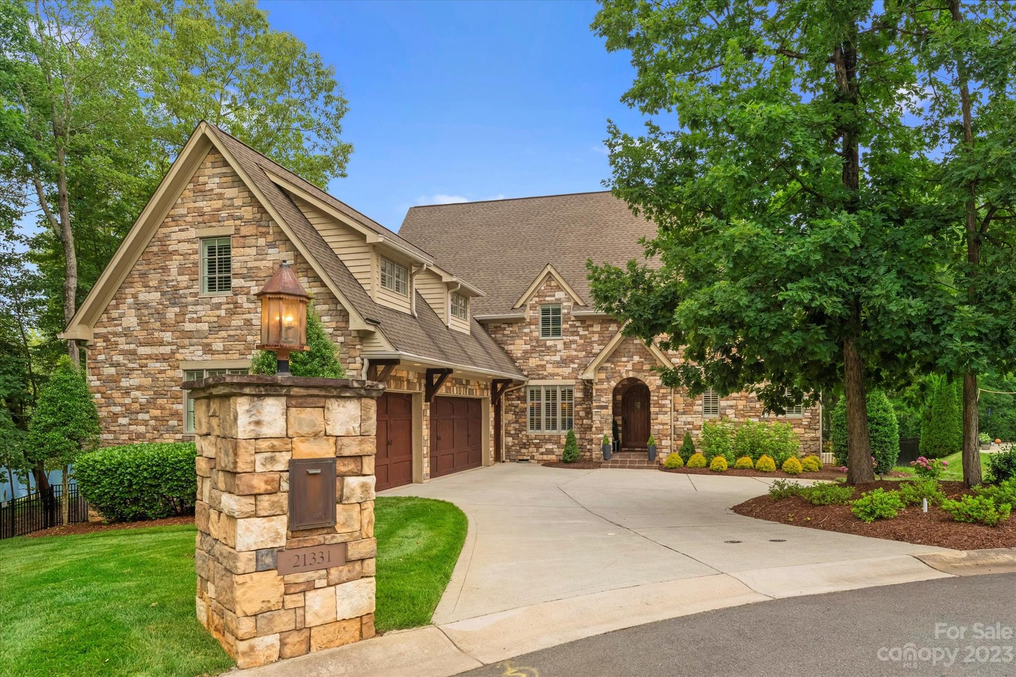 Shadowcreek - Residential