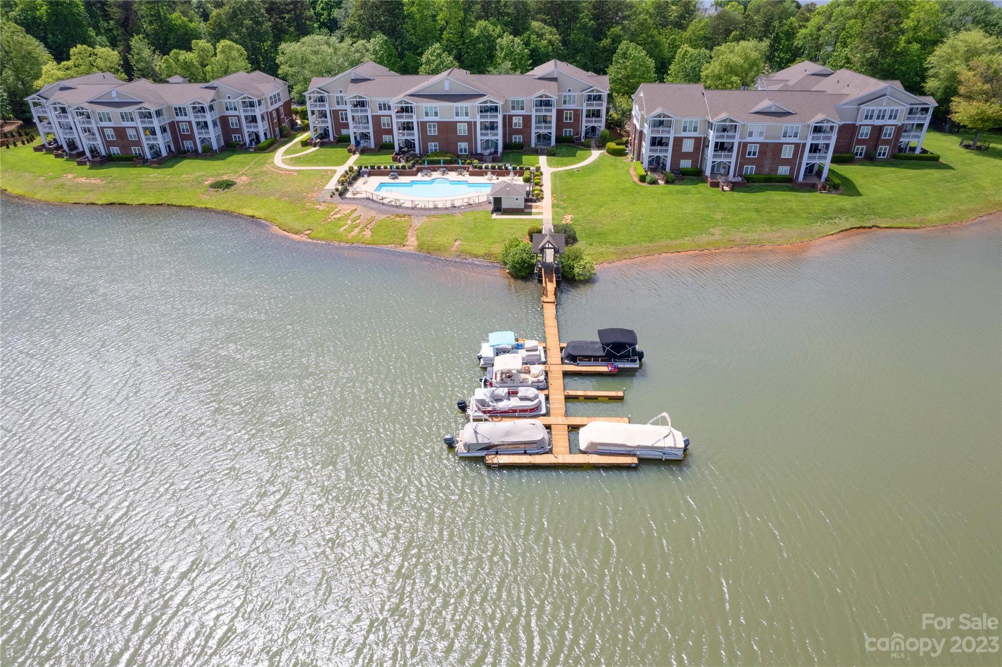 Spinnaker Point - Residential