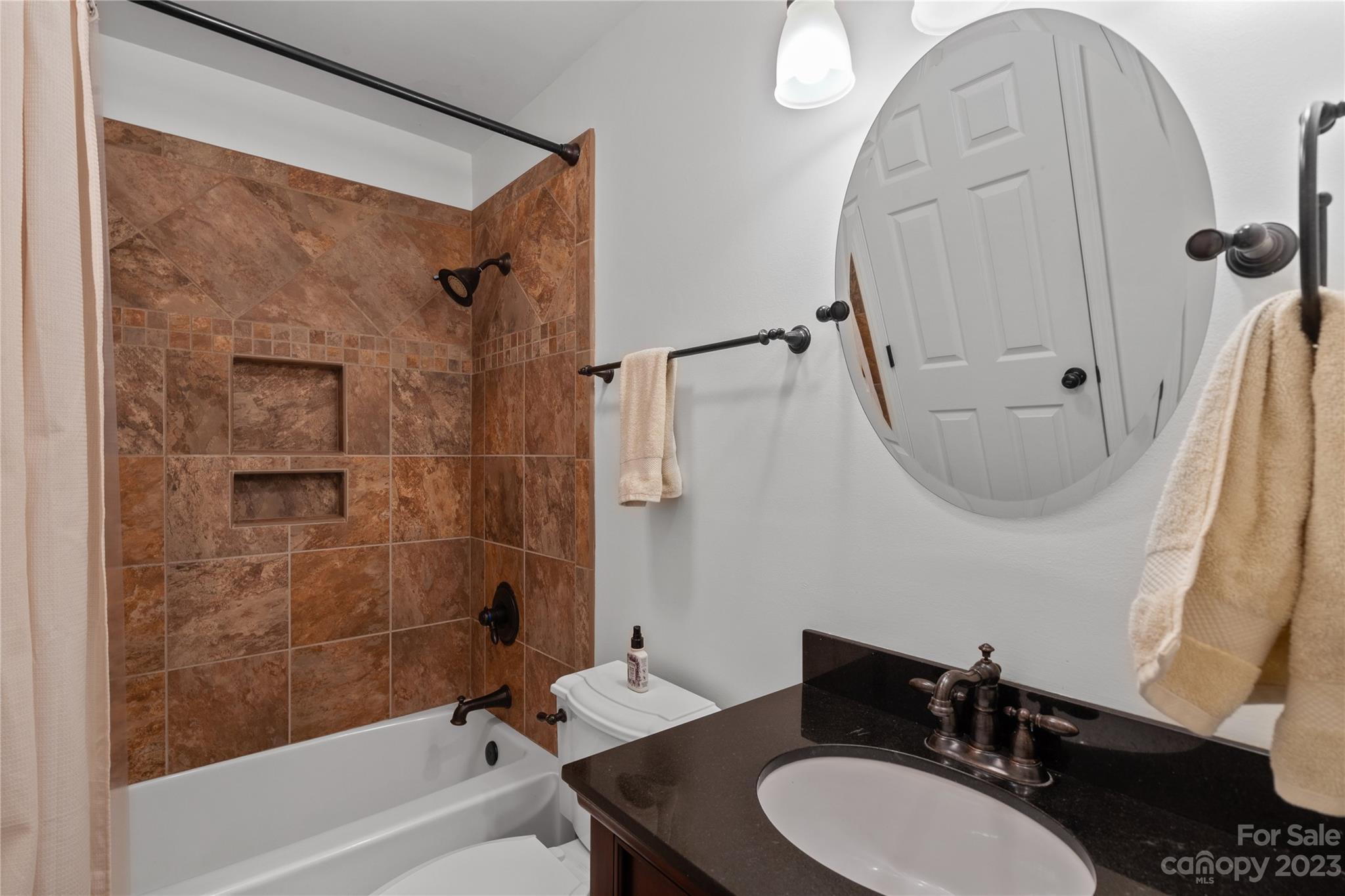 Spinnaker Point - Residential