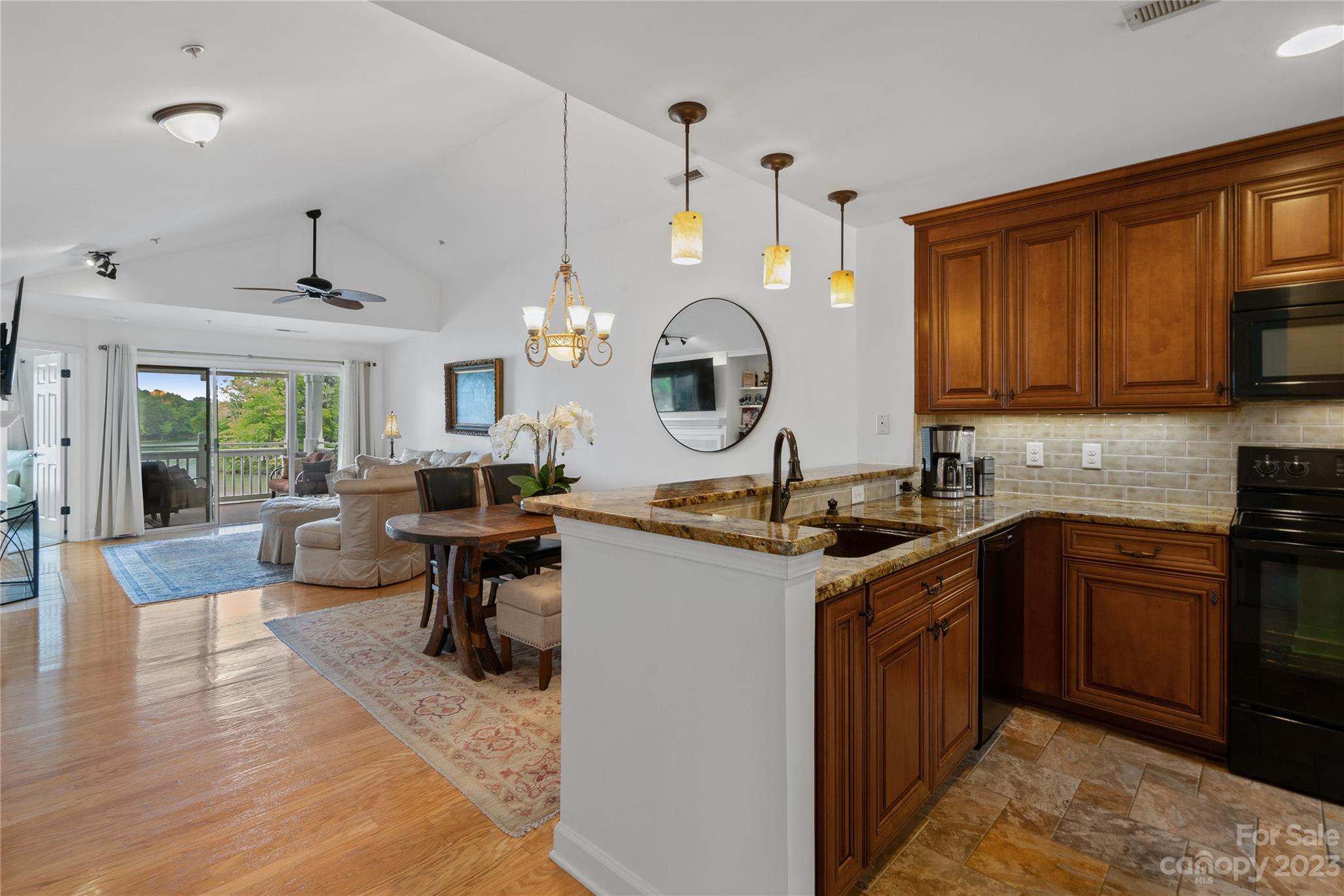 Spinnaker Point - Residential