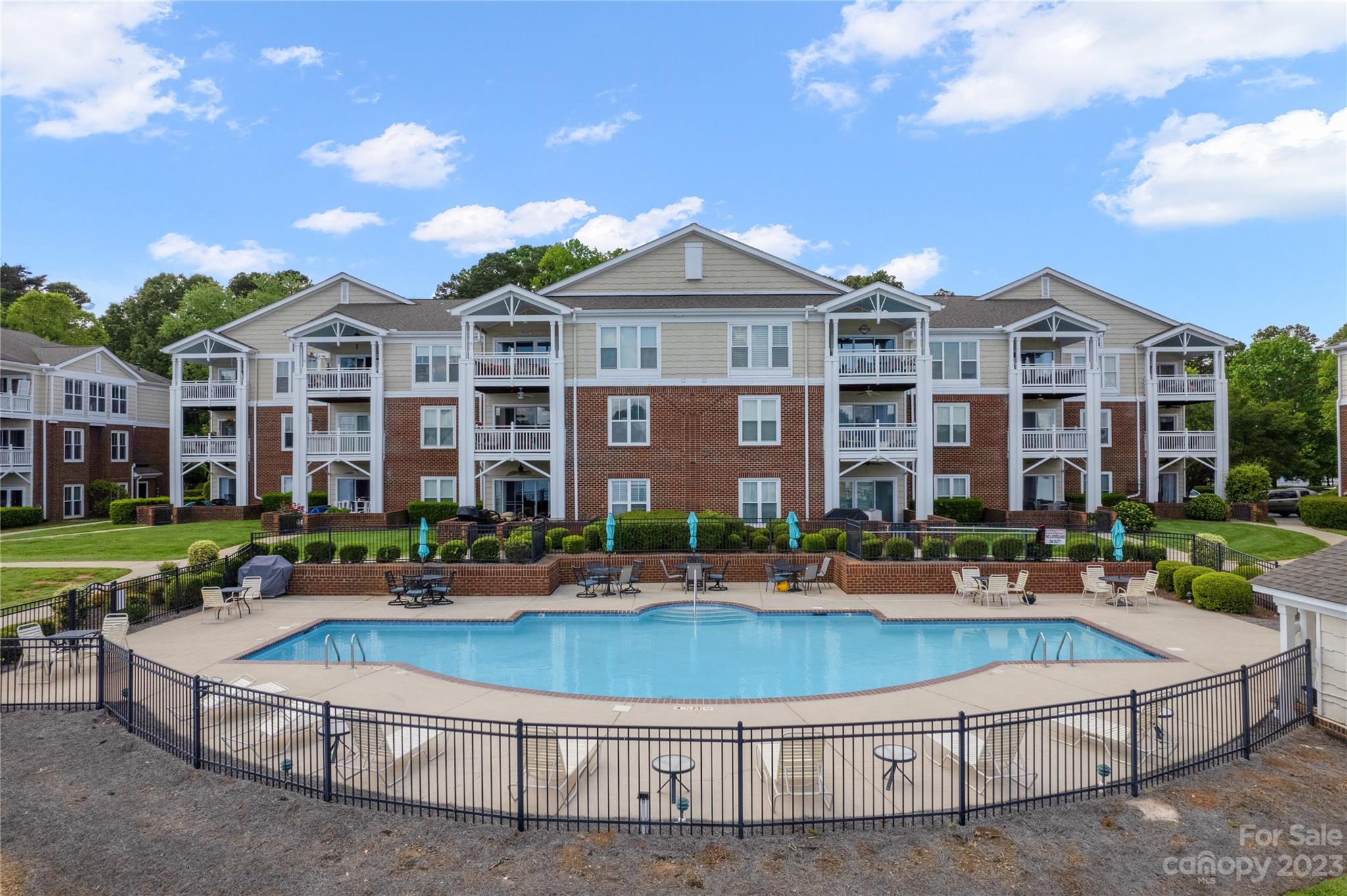 Spinnaker Point - Residential