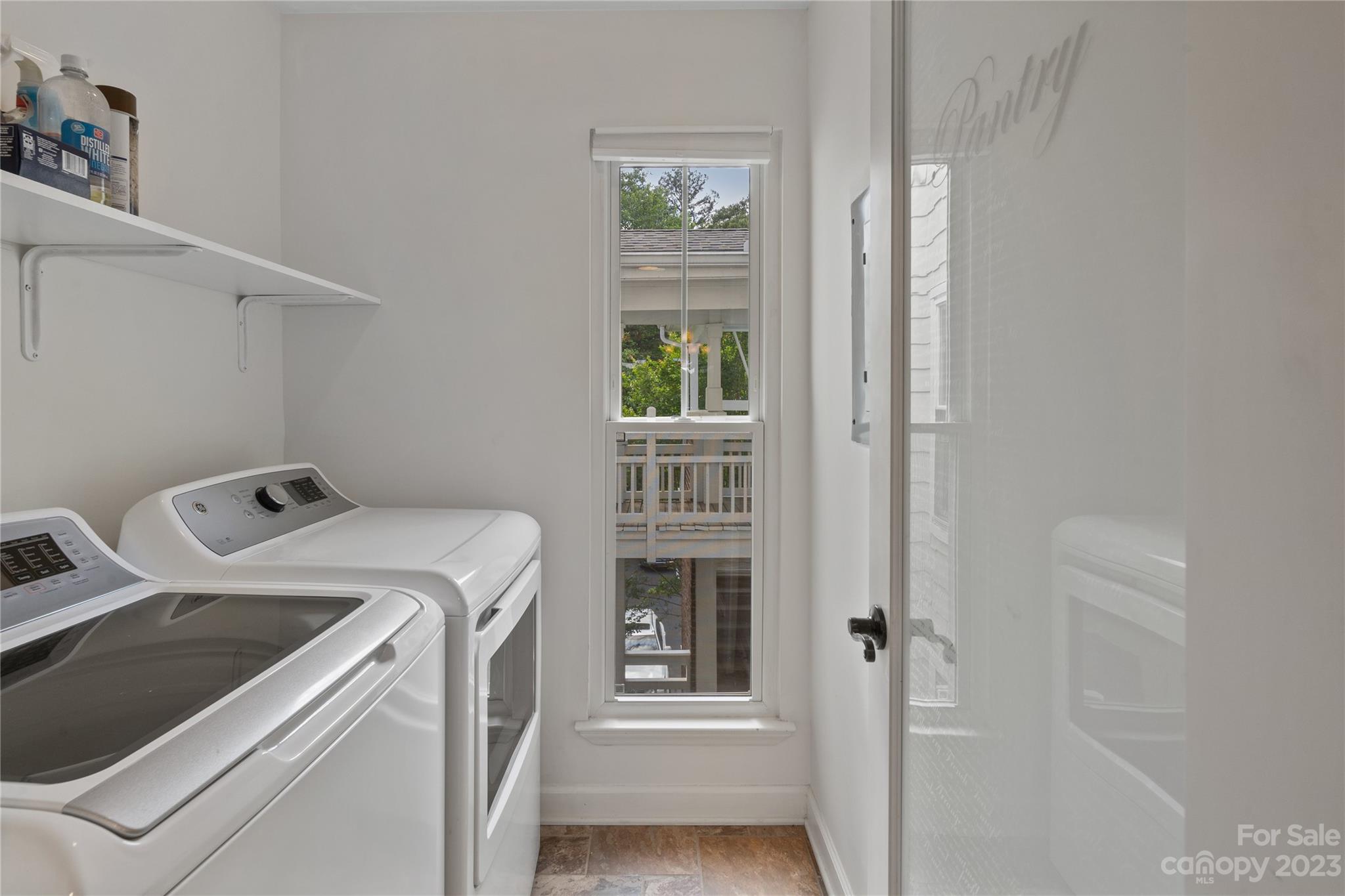 Spinnaker Point - Residential