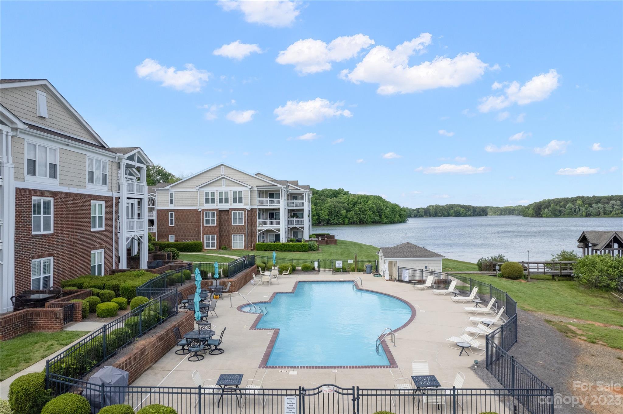 Spinnaker Point - Residential