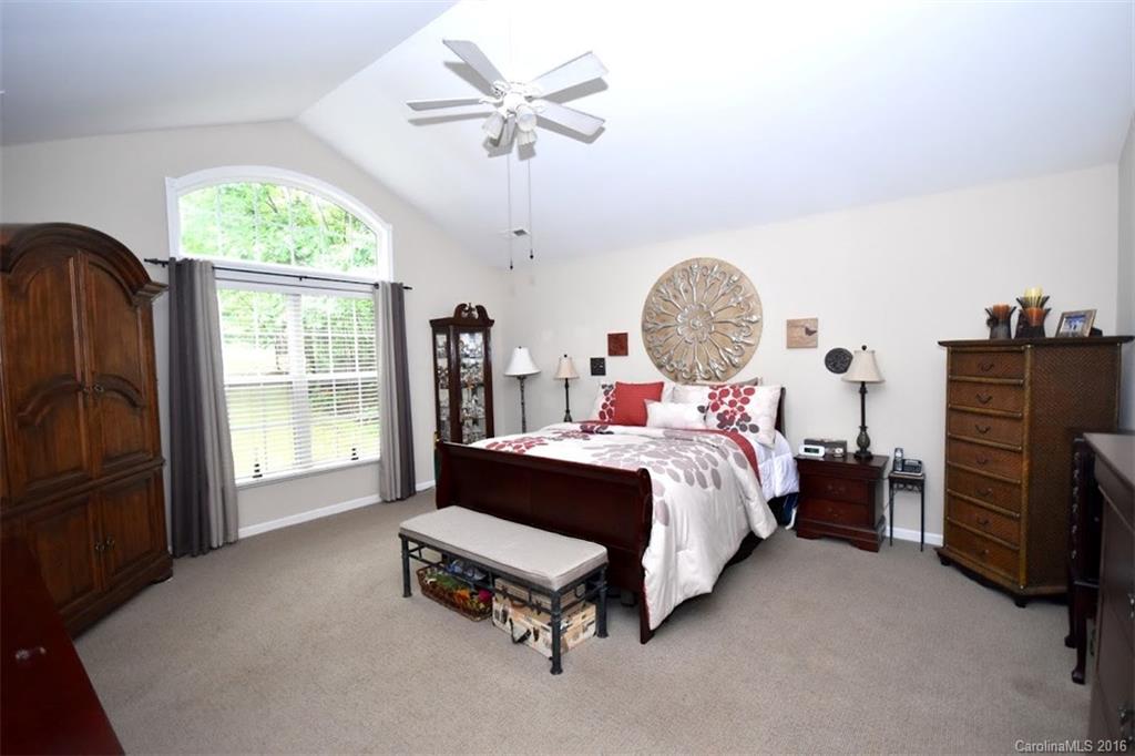 Grayrock Shoals - Residential